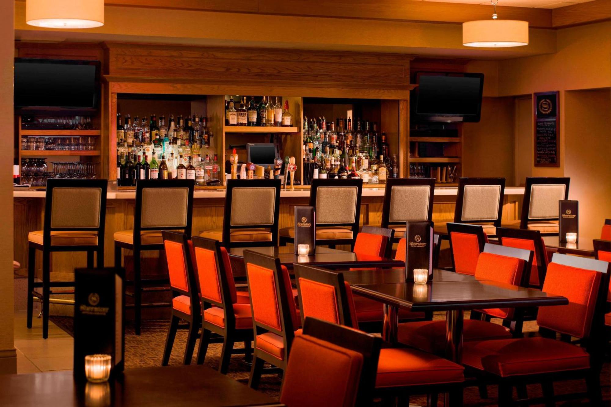 וינזדור לוקס Sheraton Hartford Hotel At Bradley Airport מראה חיצוני תמונה